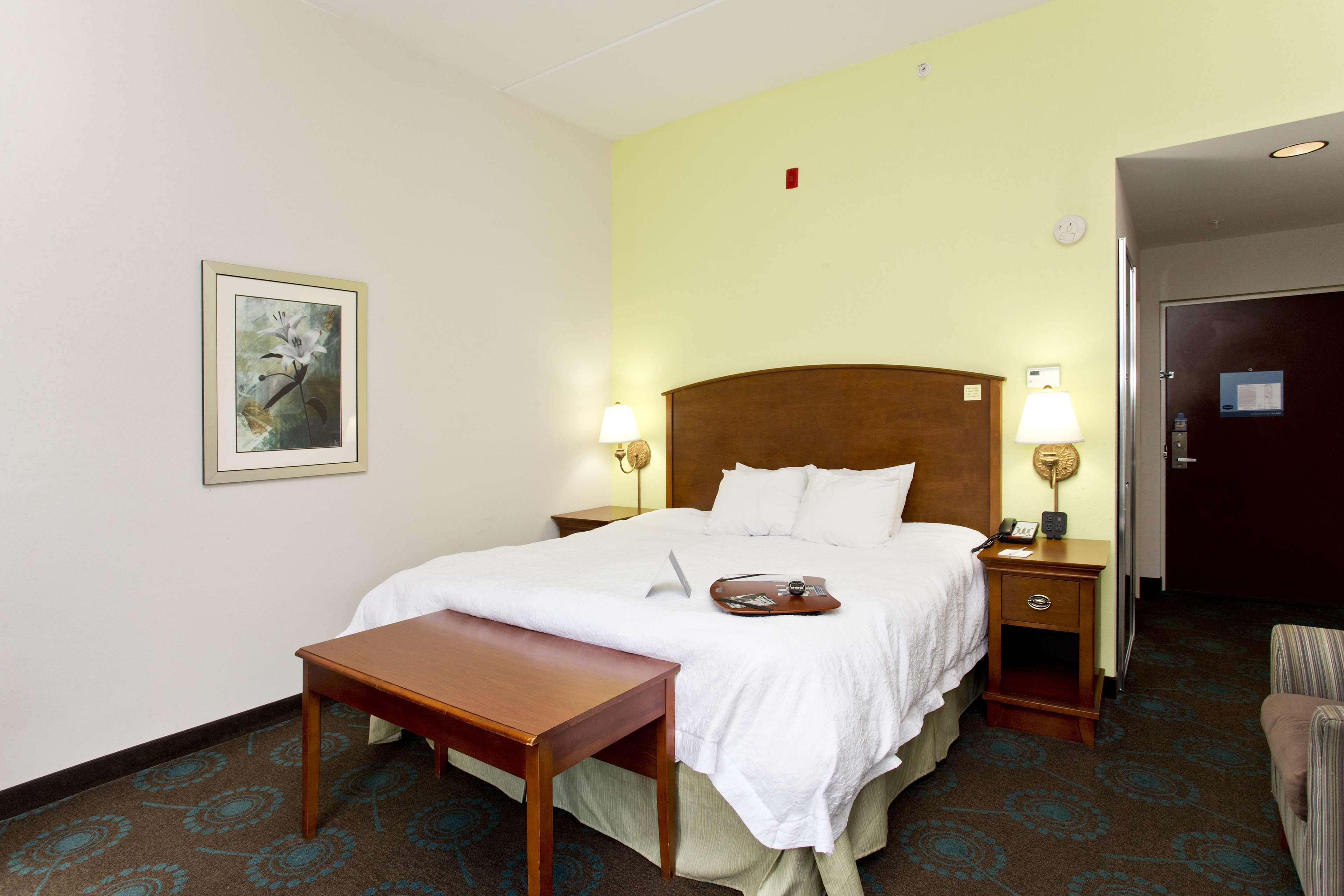 Hampton Inn Фронт-Ройал Экстерьер фото