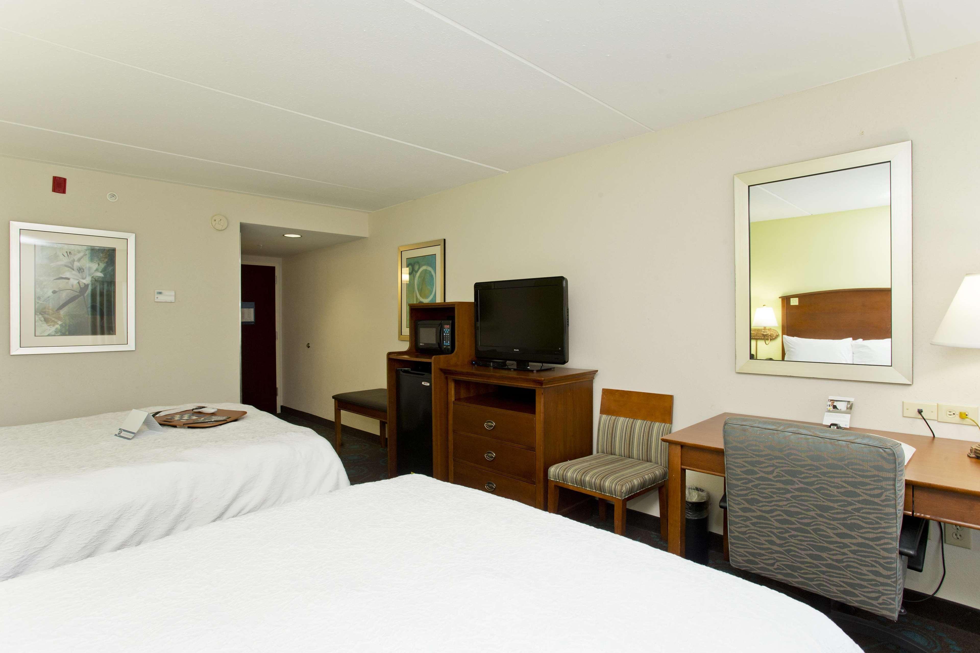 Hampton Inn Фронт-Ройал Экстерьер фото