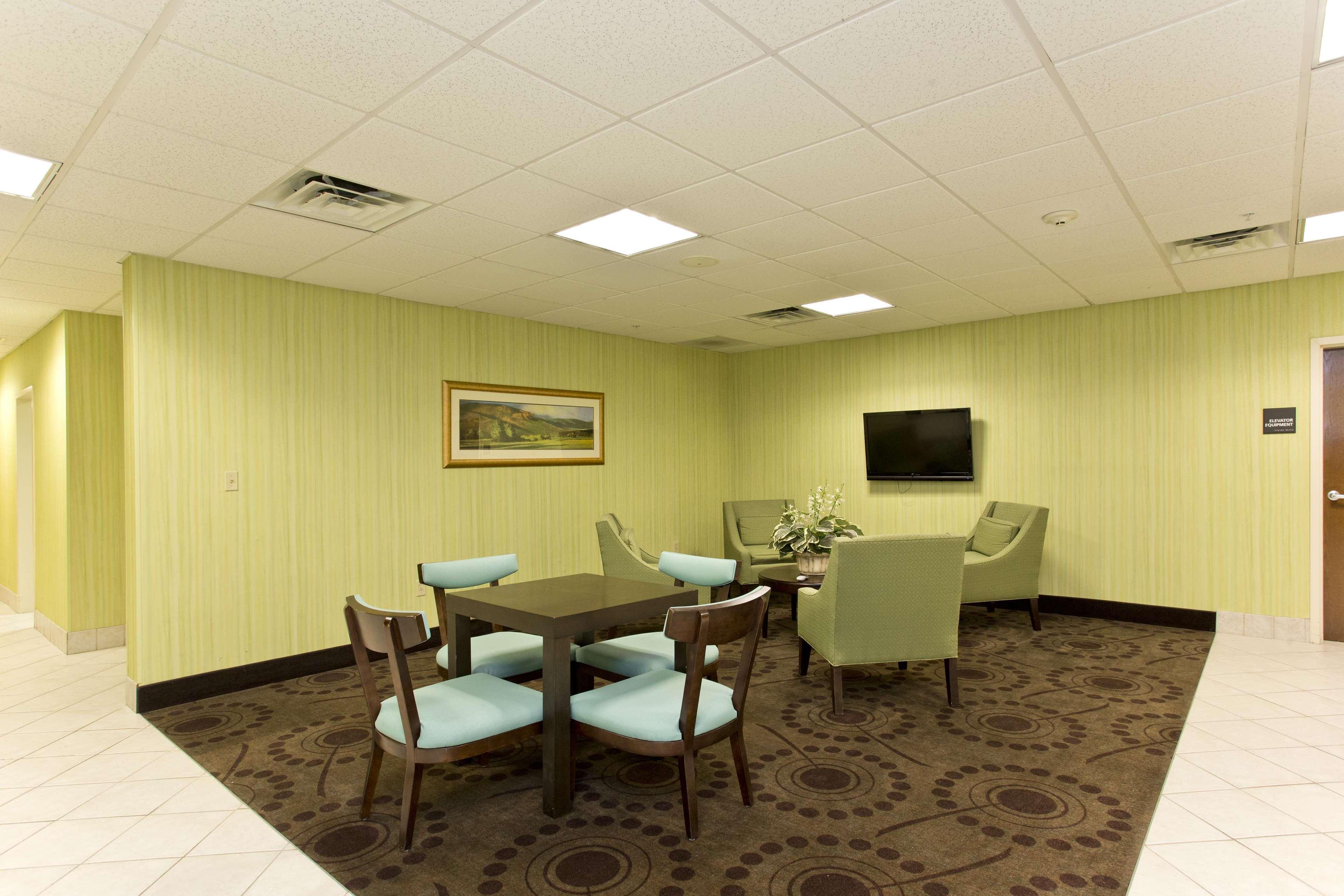 Hampton Inn Фронт-Ройал Экстерьер фото