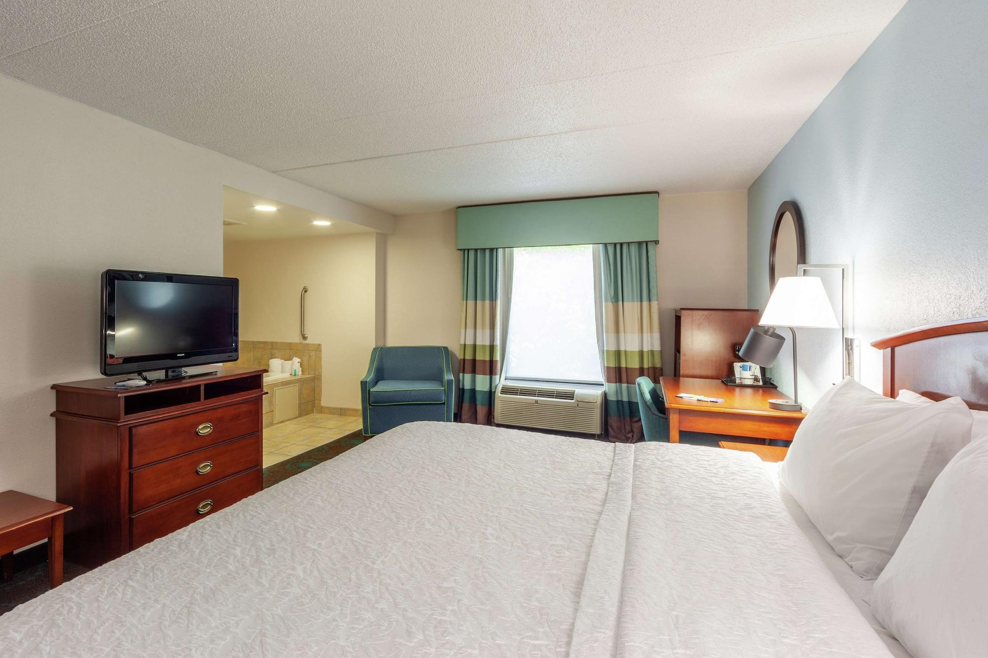 Hampton Inn Фронт-Ройал Экстерьер фото